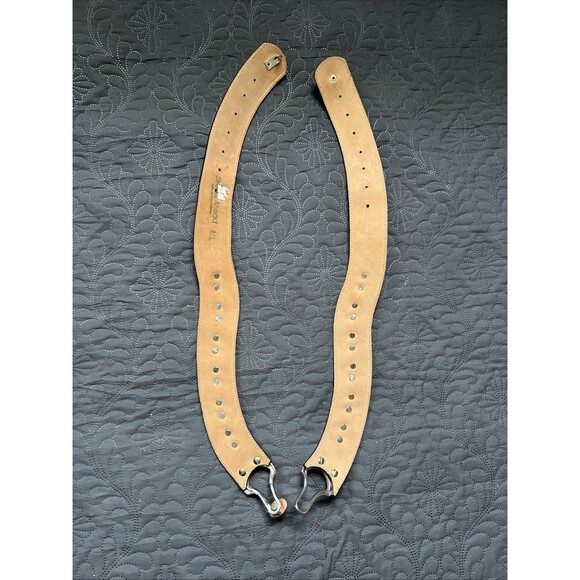 Streets Ahead VTG Silver & Rose Gold Medallion Black Leather Belt SZM/L RARE 42\